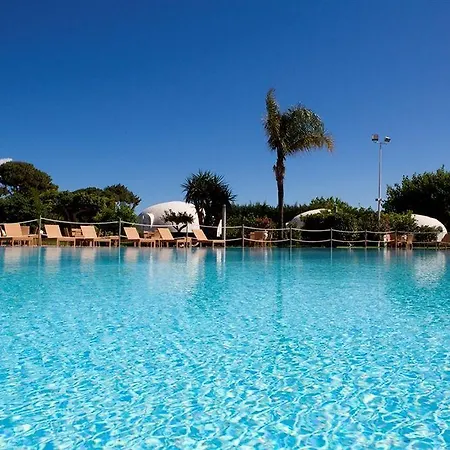 Favorita & Events Hotel 4*